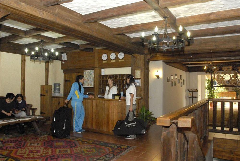 Saraishyq Hotel Almatý Exterior foto
